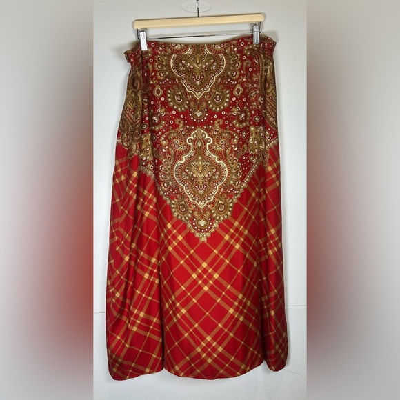 Vintage Jones New York Country Red and Gold Patterned Midi Skirt. 100% Silk! - Picture 2 of 9